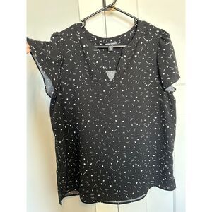 HILARY RADLEY V-Neck Women's Blouse, Size M, Black and White, Polyester/Rayon